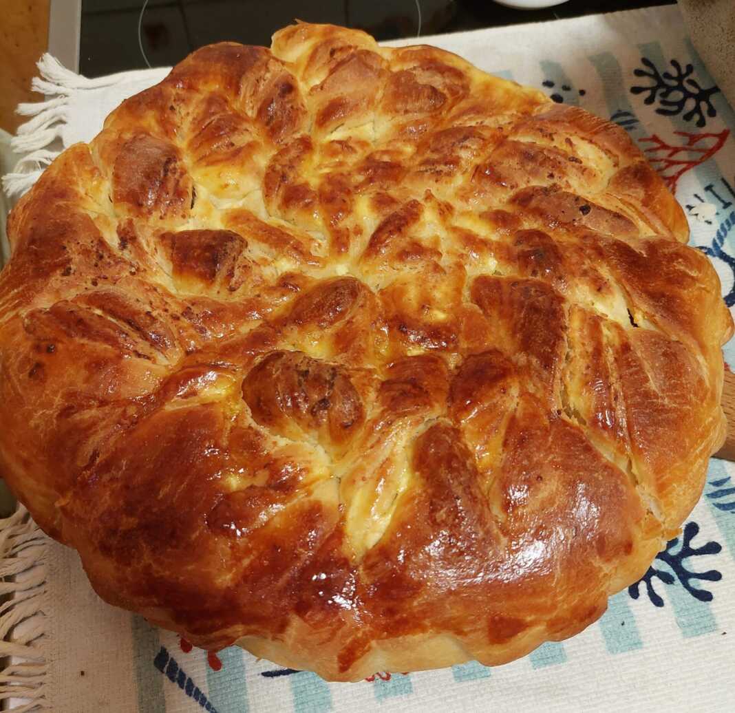 Τυρόψωμο με χειροποίητο φύλλο