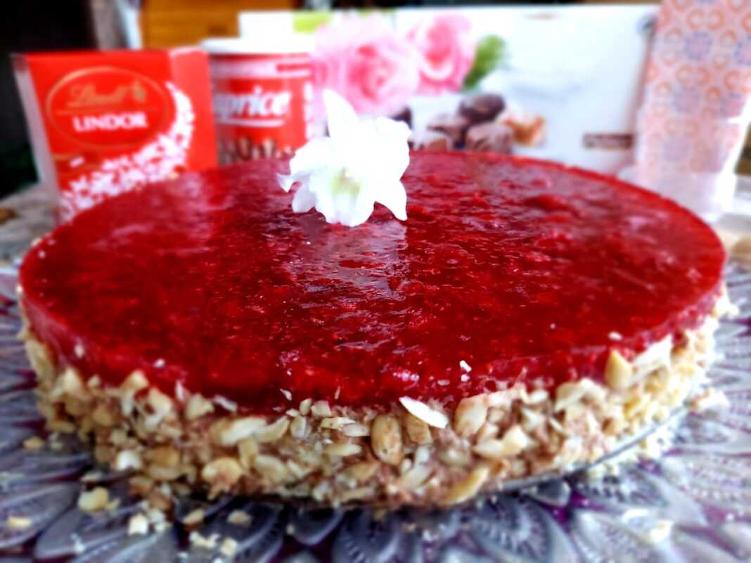 tortaVatomouroSokolata Τούρτα "Βατόμουρο με σοκολάτα"