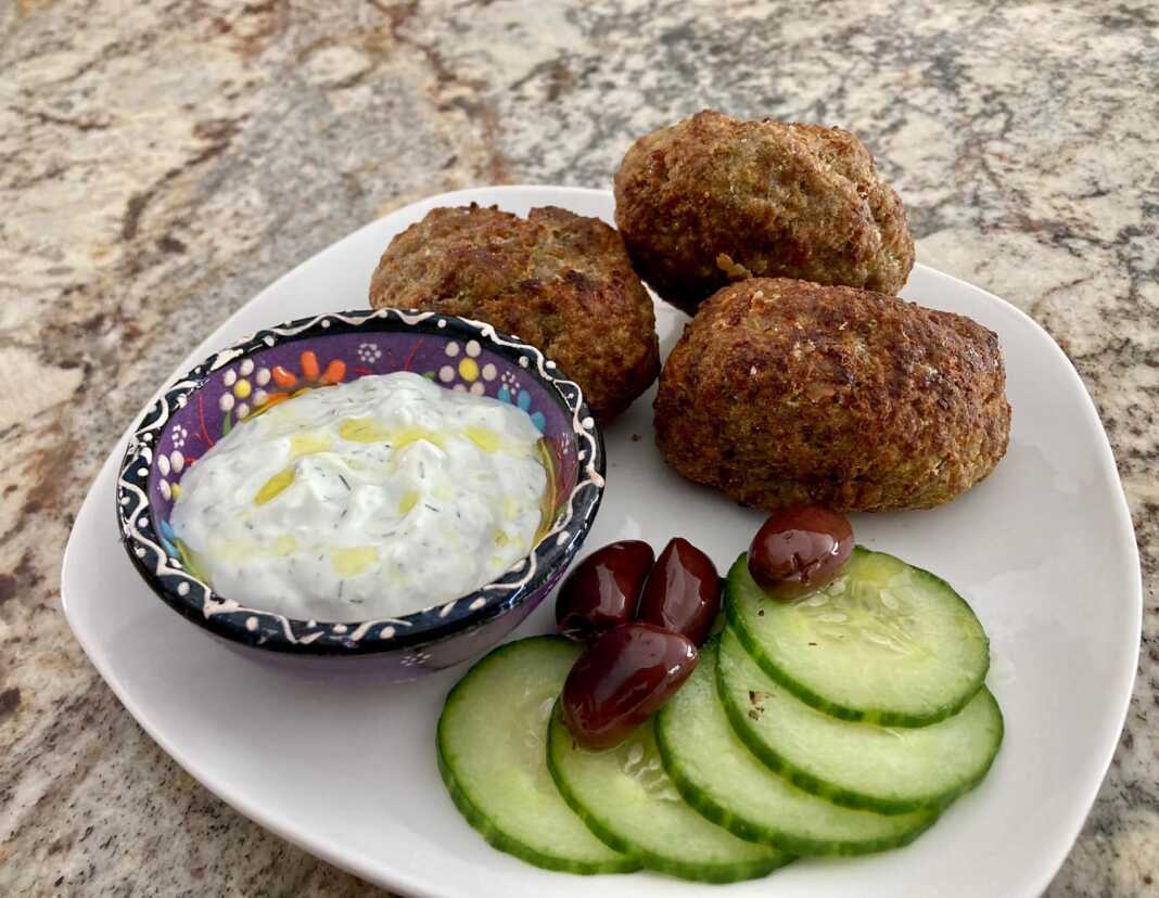 κeftedesTzatsiki Κεφτεδάκια Φούρνου με τζατζίκι