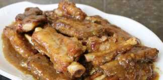 Χοιρινά παϊδάκια σε σάλτσα