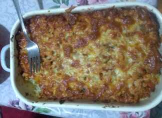 Ρύζι φούρνου με κιμά γαλοπούλας και τυρί