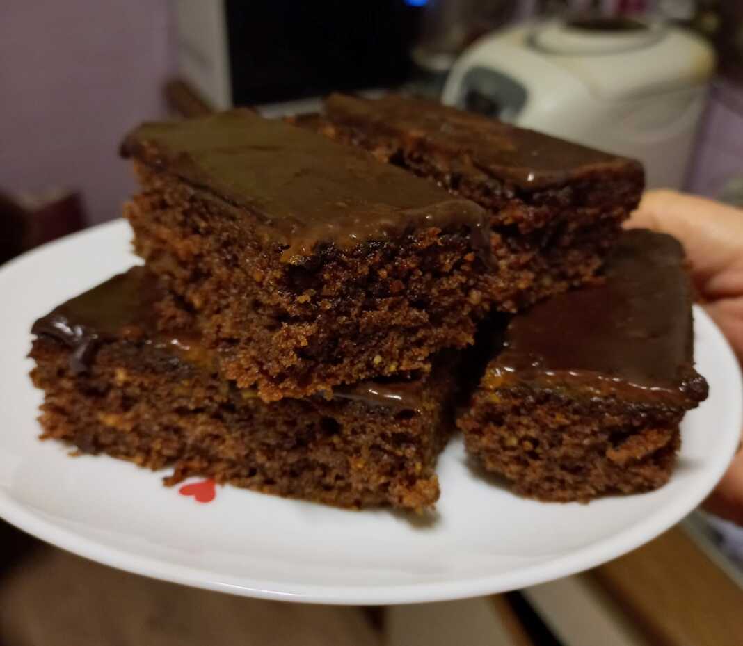 austikaKeik2 Κέικ φουντουκιού