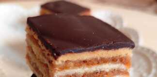 Κέικ με καρύδια και μαρμελάδα βερίκοκο.