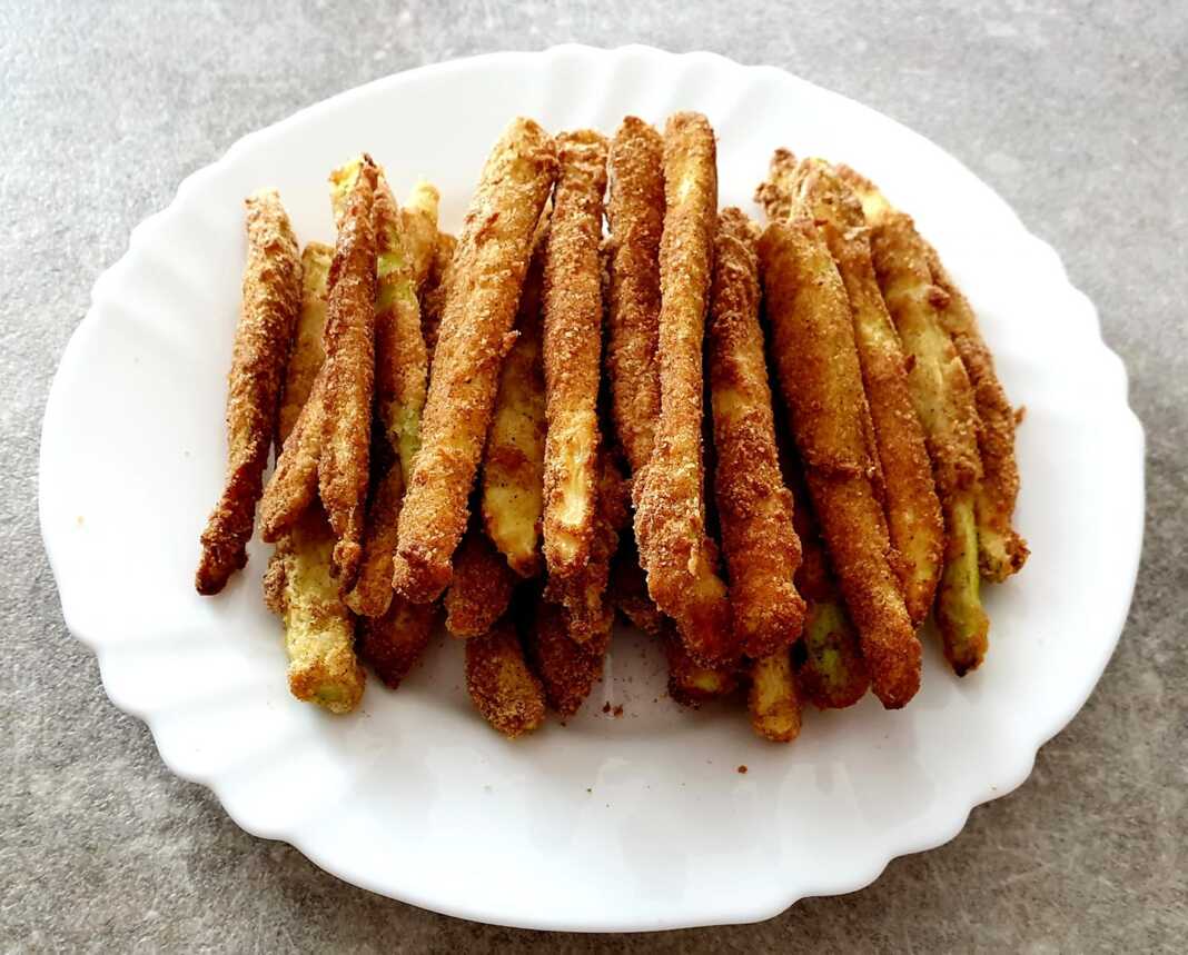 Παναρισμένα μπαστούνια κολοκυθιού