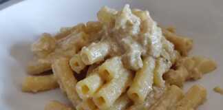 Ζυμαρικά με αχλάδι και καρύδια