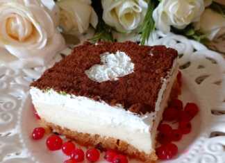 Εκμεκ με φρυγανιά και σιρόπι καραμέλας