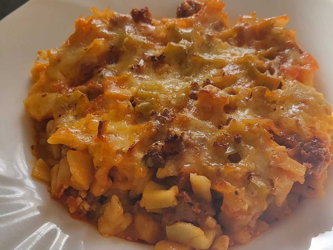 Μουσακάς ζυμαρικά