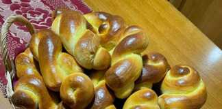 Πασχαλινά Κουλουράκια