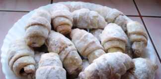 Γεμιστά κουλούρια με μαρμελάδα