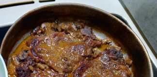 Χοιρινές μπριζόλες με μανιτάρια