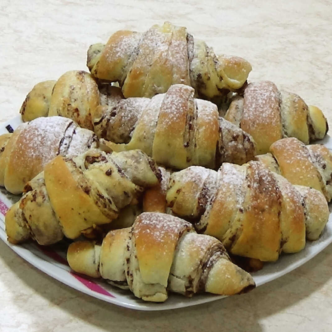 nistisimaKroysanSokolatas Νηστίσιμα κρουασάν σοκολάτας