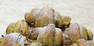 Νηστίσιμα κρουασάν σοκολάτας