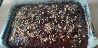 Νηστίσιμο Κέικ με καρύδι και μαρμελάδα