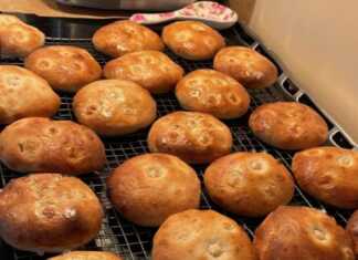 Κρητικά γλυκά ψωμάκια με μαστίχα