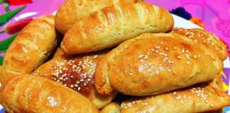 Τυροπιτάκια και λουκανικοπιτάκια