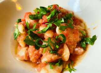 Γίγαντες Πλακί