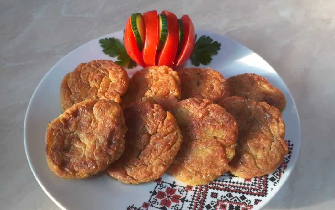 keftedesFasolia Νηστισιμοι κεφτέδες με φασόλια