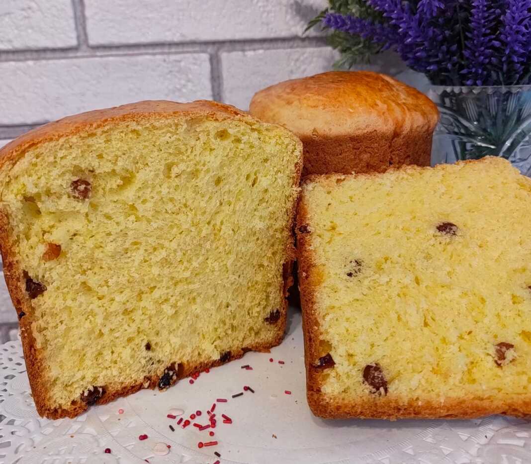 Πασχαλινό Κέικ με σταφίδες