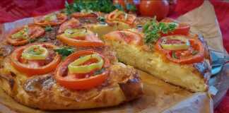 Κίτρινο τυρί στο φούρνο με ντομάτα Κίτρινο τυρί στο φούρνο με ντομάτα