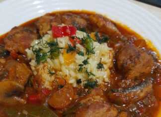 Πικάντικο Κοκκινιστό με ρύζι…. Πικάντικο Κοκκινιστό με ρύζι