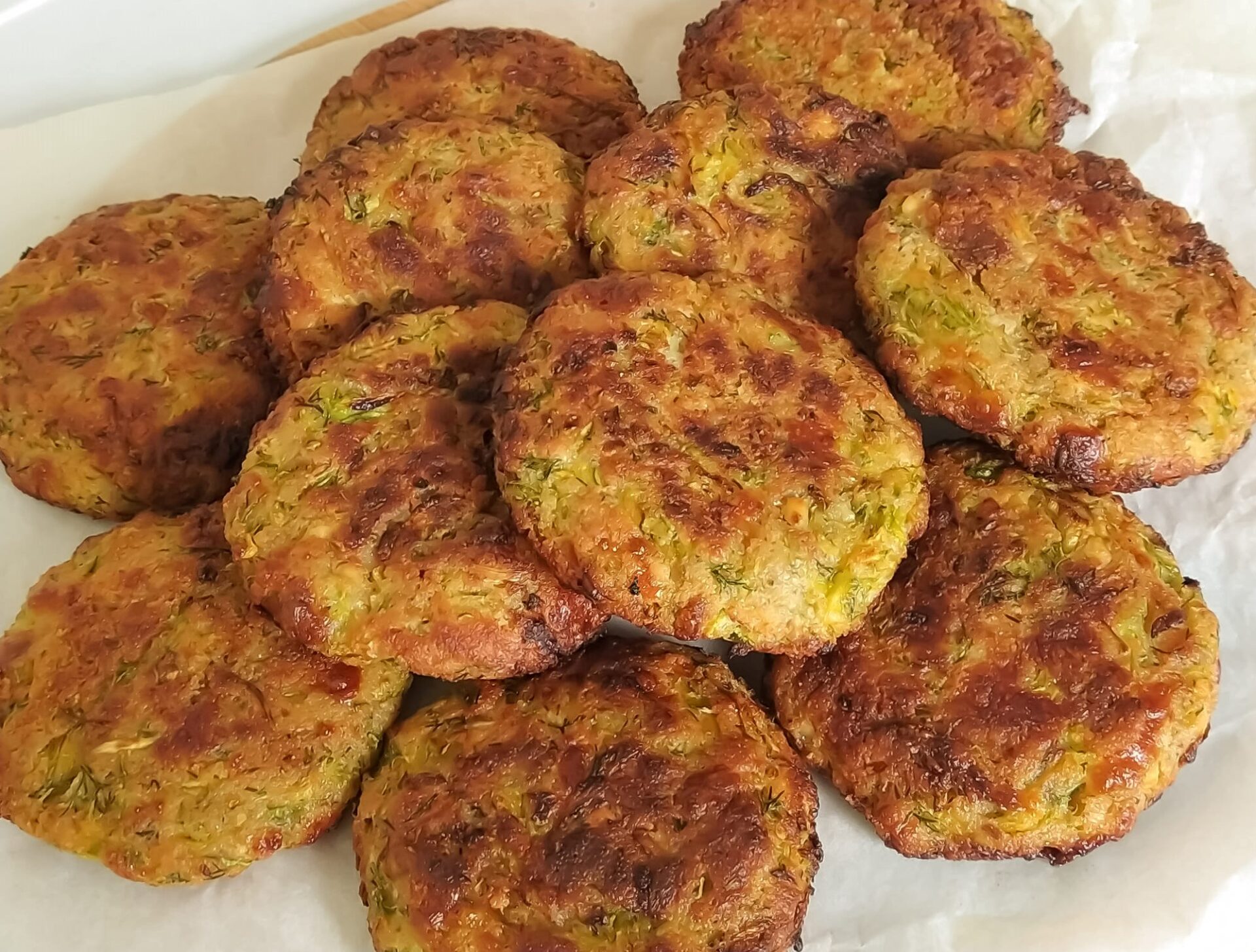 Κολοκυθοκεφτεδες με τυριά