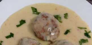 Κοτοκεφτέδες με λευκή Σάλτσα