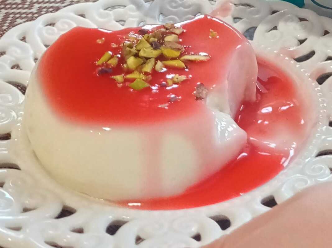 Κρέμα με Ροδόνερο και ρόδι