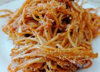 Μακαρόνια στο φούρνο με Μελιτζάνα και μοτσαρέλα