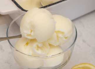 Παγωτό με φρέσκο λεμόνι