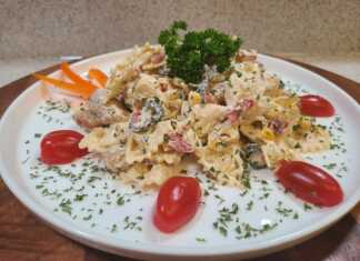 Σαλάτα Κοτόπουλο 