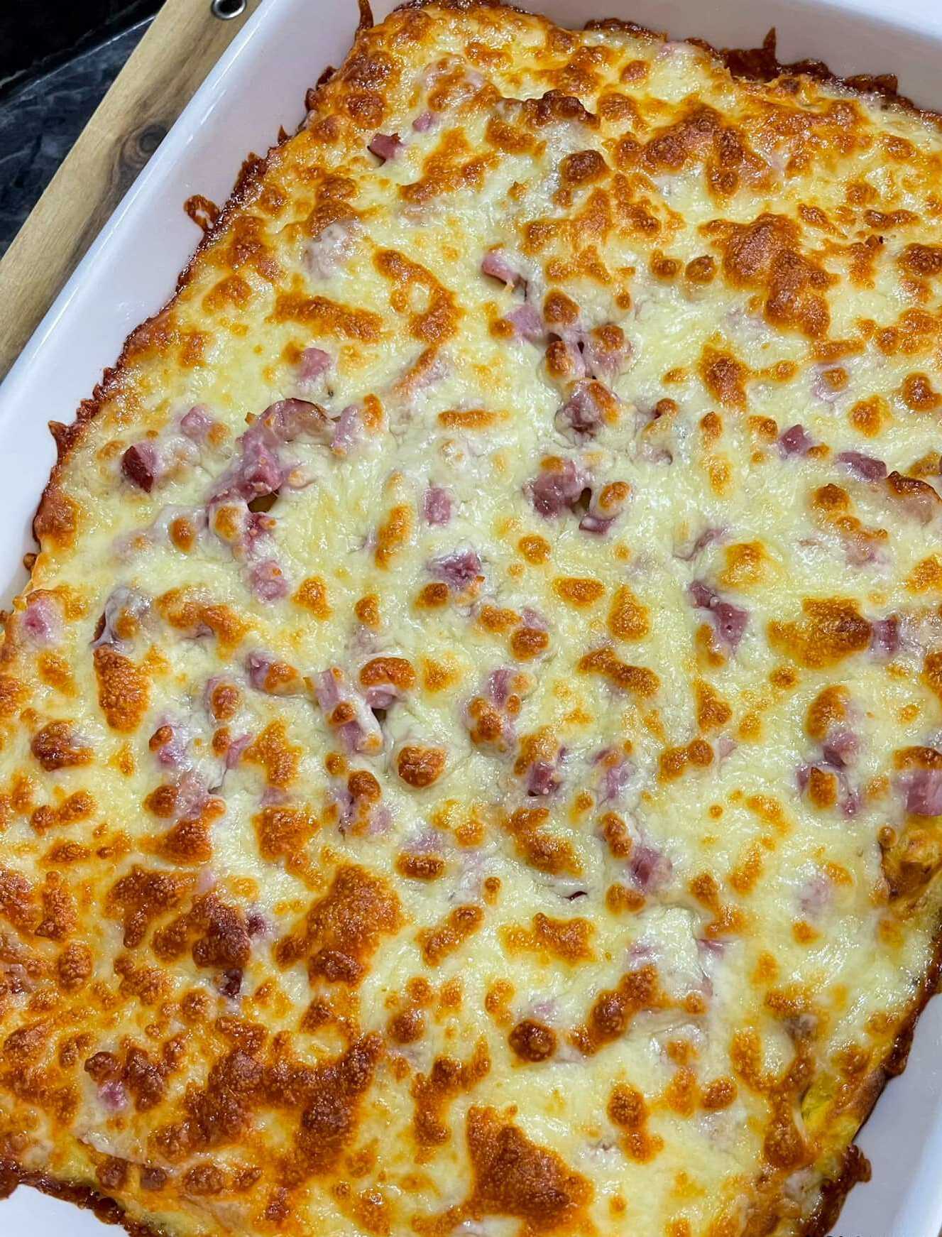 Πατάτες στο φούρνο με ζαμπόν και τυρί