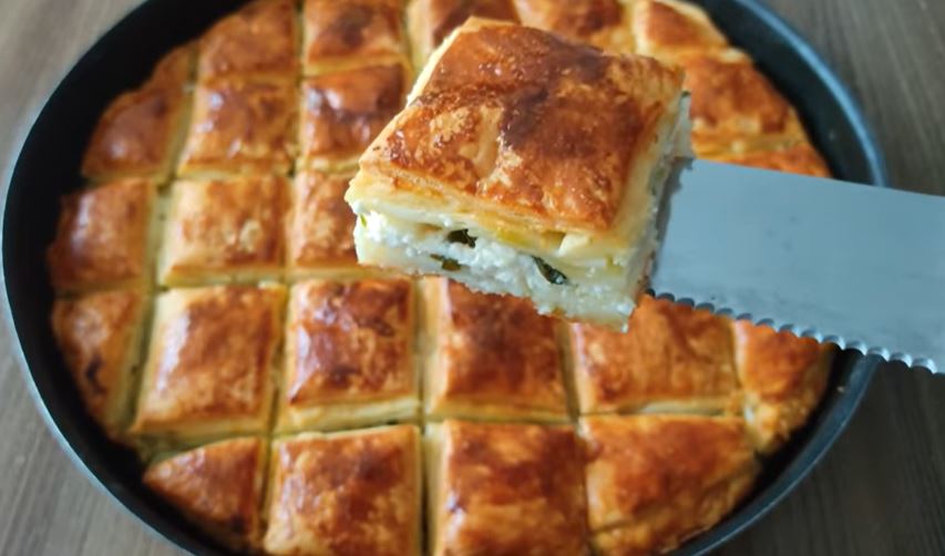 sfoliataTiropita0 Τυρόπιτα με χειροποίητο φύλλο σφολιάτας