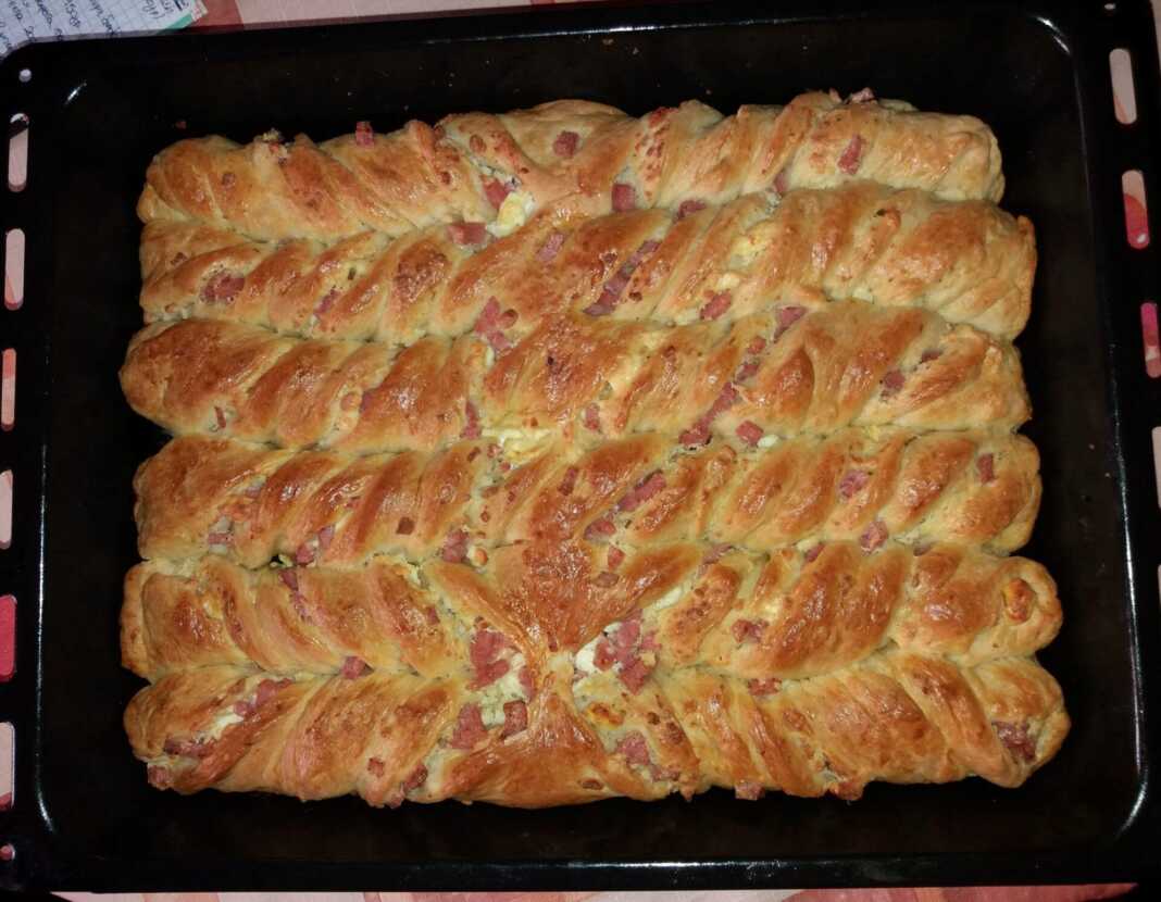 Στριφτάρια με τυρί και ζαμπόν