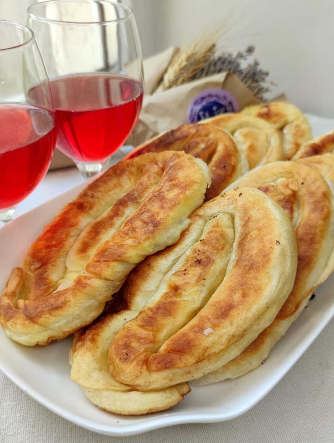 Στριφτή Τυρόπιτα στο τηγάνι