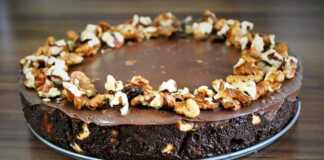 Γρήγορο και εύκολο μπισκοτογλυκό χωρίς ψήσιμο Μπισκοτογλυκό με καρύδι