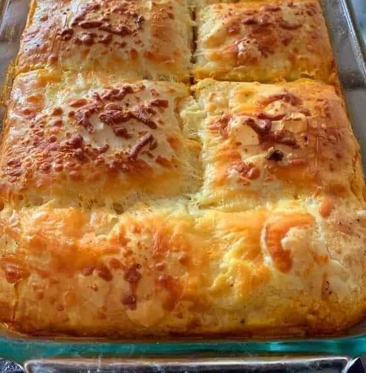 kimadopitameskordo Κιμαδόπιτα με πολτό σκόρδο