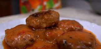 Κοκκινιστά Κεφτεδάκια