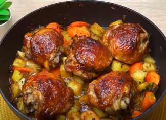 Κοτόπουλο με πατάτες και καρότα σε σάλτσα σκόρδου μελιού
