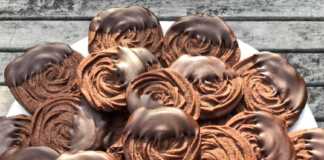 Κουλουράκια με καφέ