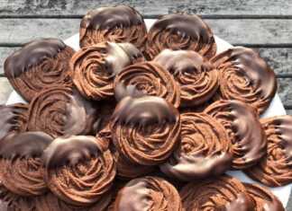 Κουλουράκια με καφέ