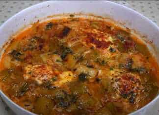 Πρασόρυζο κοκκινιστό με αυγά στο φούρνο