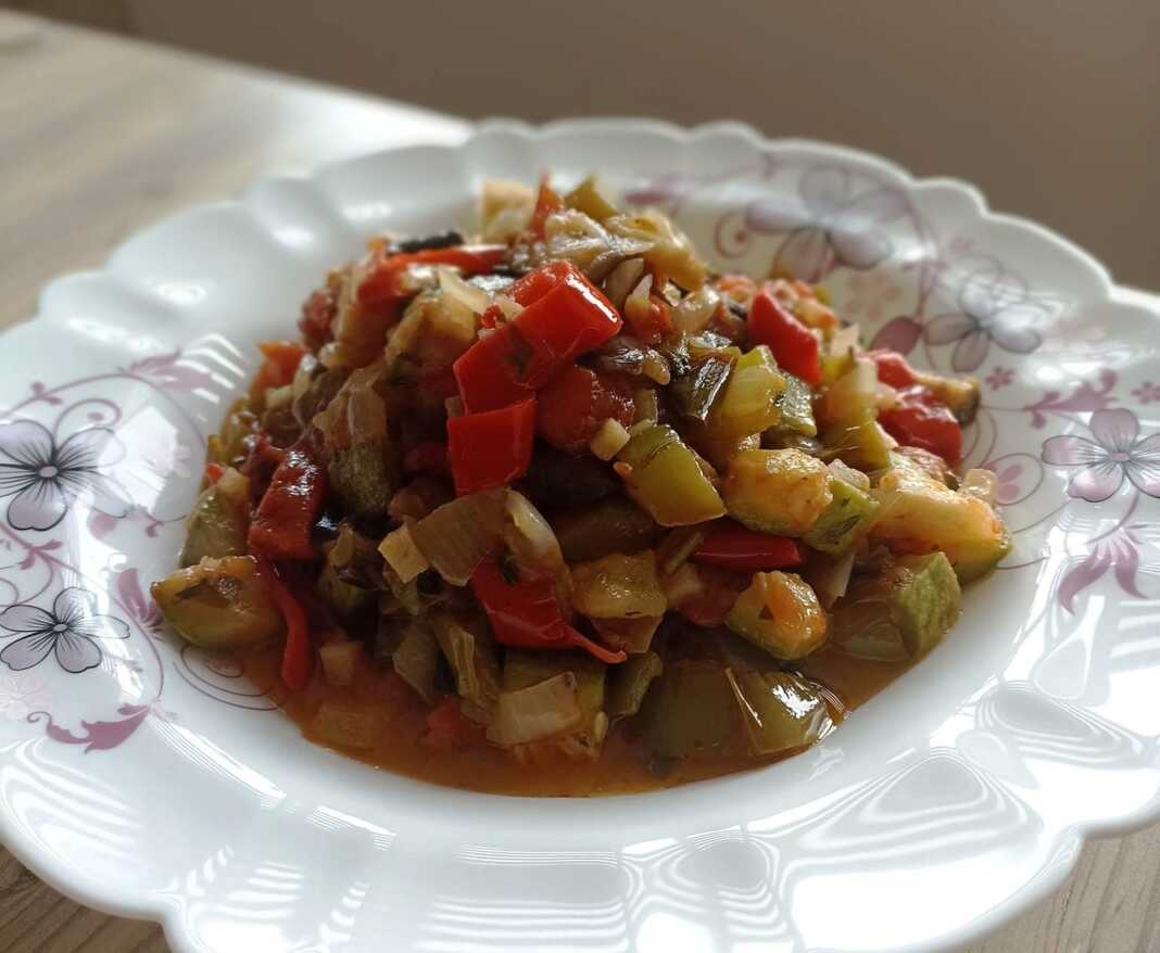 ratouig Ρατατούι με λαχανικά