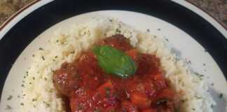 Σουτζουκάκια με ρύζι…παραδοσιακή και αγαπημένη συνταγή