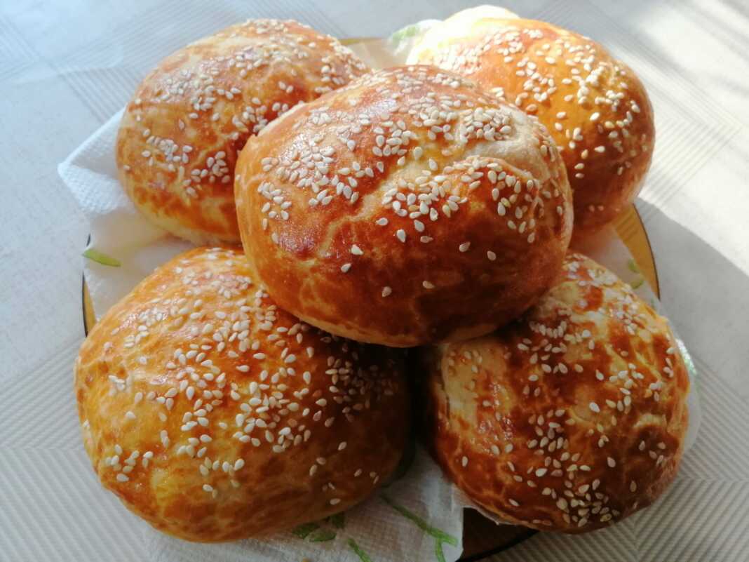 tiropitaki Τυροπιτάκια