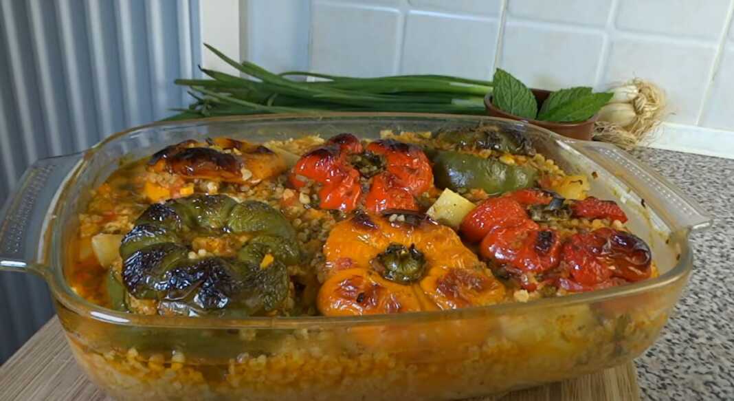 γεμιστεςΠιπεριες1 Γεμιστές Πιπεριές