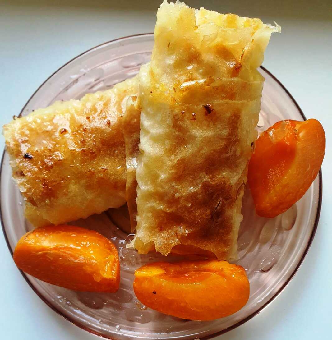 Γλυκιά πίτα με τριμμένη καρύδα