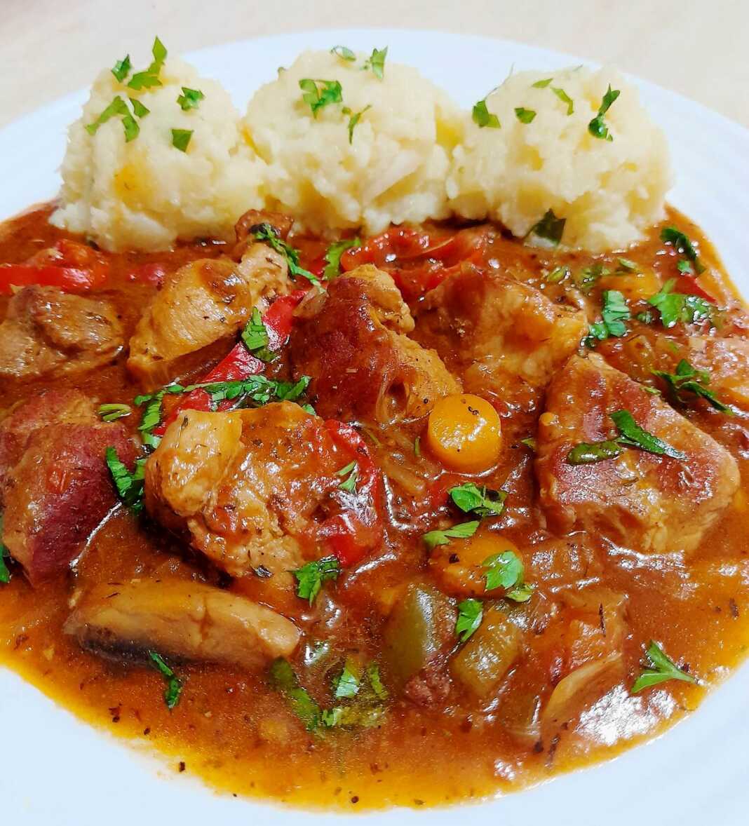 hoirinoLaxanika Χοιρινό με λαχανικά