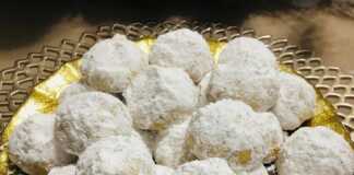 Kουραμπιέδες με βούτυρο γάλακτος, αμύγδαλο και μαστίχα Kουραμπιέδες με βούτυρο γάλακτος, αμύγδαλο και μαστίχα