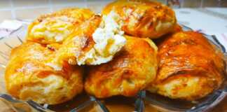 Τραβηχτές Τυρόπιτες