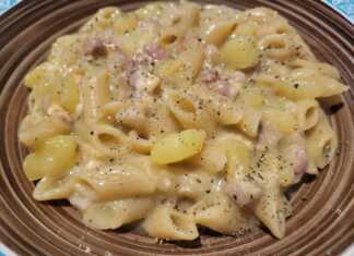 Ζυμαρικά και πατάτες τυρί και μπεικον